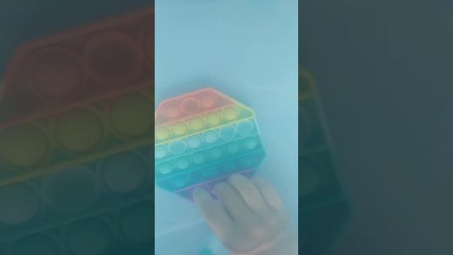 поп ит под водой в бассейне 🦀 смотреть онлайн