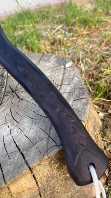 🪓 Топор «Руссич» с художественной резьбой смотреть онлайн