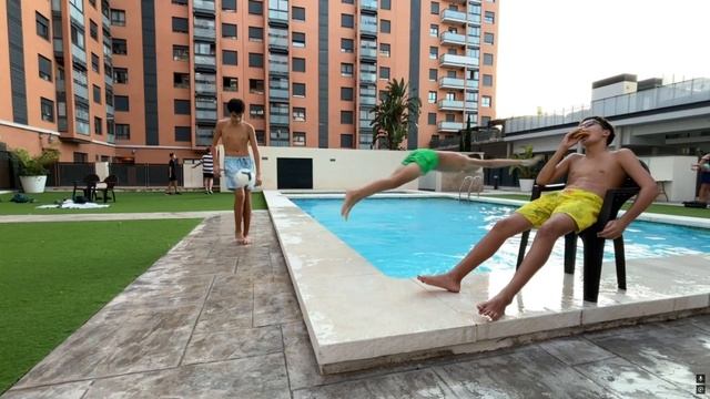 Бассейн (official audio) смотреть онлайн