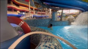 Аквапарк "МОРЕОН". Катаемся на горках. Я сломала нос?
