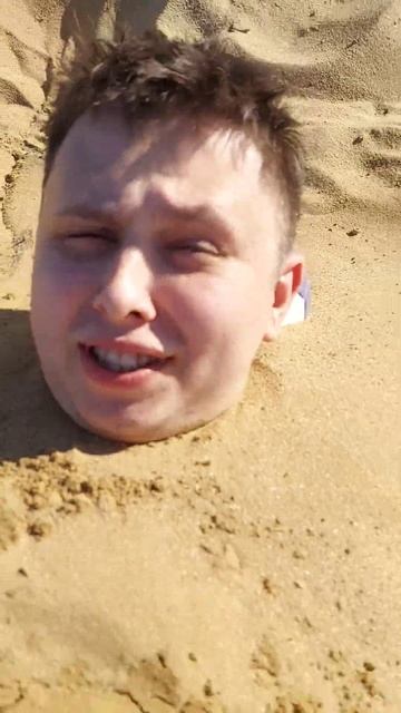 Песчаный Фил исполняет (погребенный заживо) #2rbina смотреть онлайн