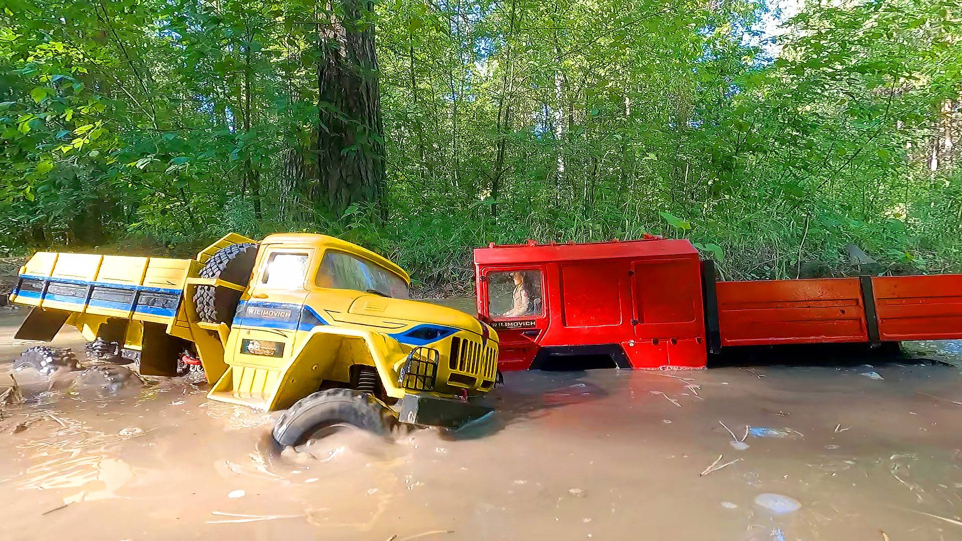 RC Грузовики ЗАСТРЯЛИ в Грязи! 😲 6x6 MAN KAT и ЗИЛ 131 Спасательная Миссия! 🌲💦