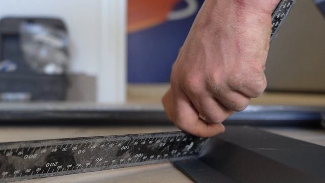 Установка окна в сэндвич-панель (ТЦ Panorama г.Тосно) смотреть онлайн