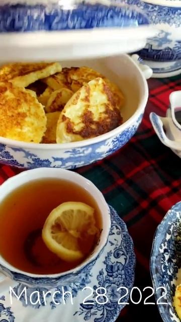 Сырники из моего домашнего творога,готов кушать в люб? смотреть онлайн