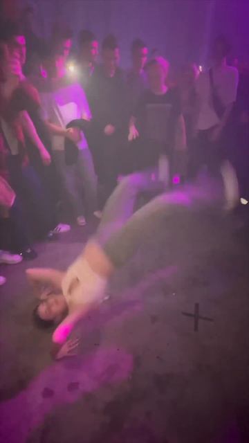 только так и разношу клубы Москвы!!!  #танцы #клубы #москва #хипхоп