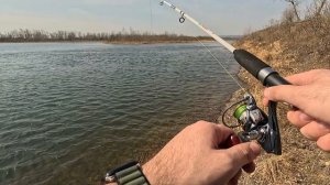 НАЧИНАЮЩИЙ РЫБАК 1/2 - УЧУСЬ РЫБАЧИТЬ С НУЛЯ.