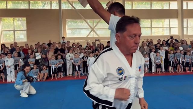 Аттестация на пояса 26 апреля 2025 смотреть онлайн