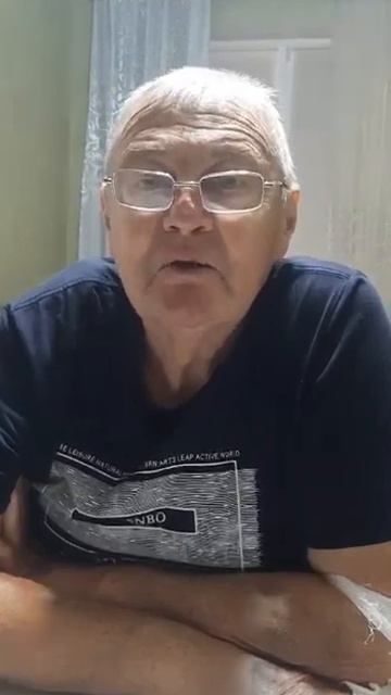 Редкий случай, когда человек рассказывает о помощи ми? смотреть онлайн