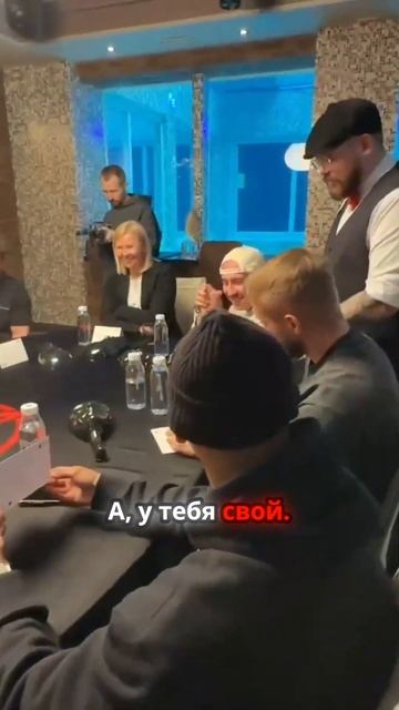 👊 Бойцы встречают Витуса! С.В.Е.Т. — запомните эти 4 бу? смотреть онлайн