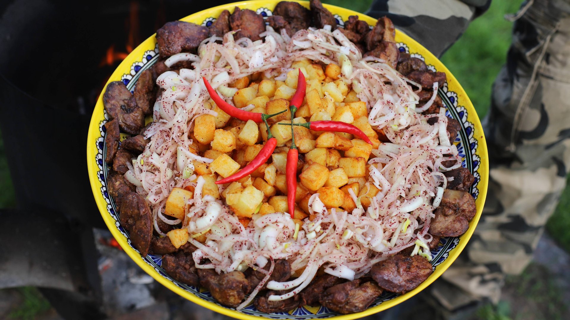 СЕНЯ В ДЕЛЕ