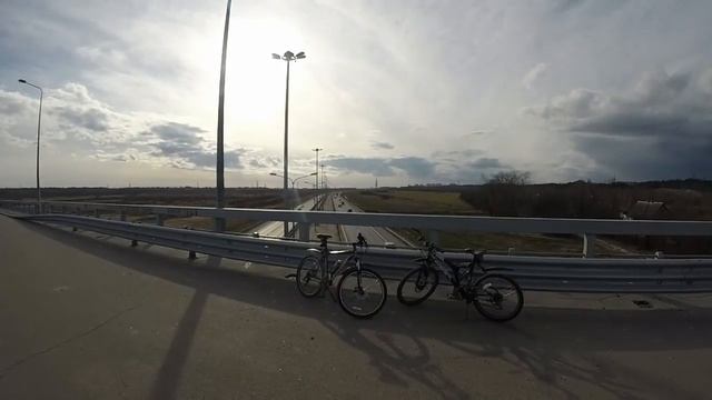 Наши первые вело-покатухи в 2015 смотреть онлайн