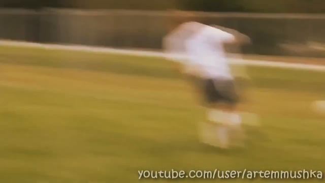 Смешные видео и приколы с мячом, неудачные голы и попадания мячом в голову №1 - Август 2015 смотреть онлайн