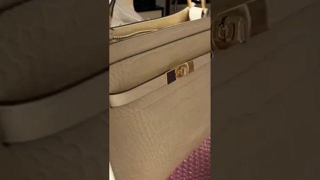 Знакомьтесь с Джанни ❤️#Moda #тренд #стиль #италия #брен? смотреть онлайн