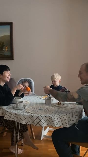 Когда есть семья, ты сильнее любого шторма ❤️🩹 смотреть онлайн