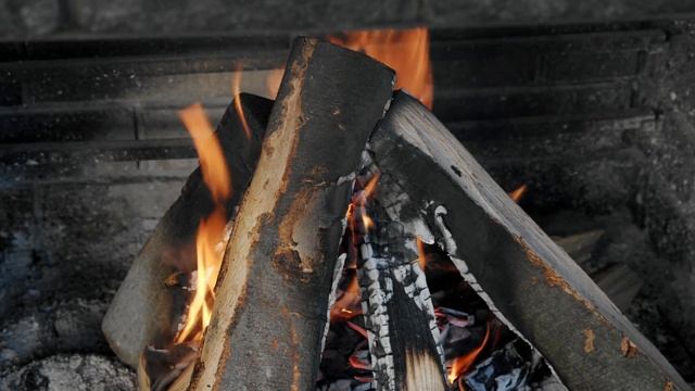 Камин для отдыха и сна