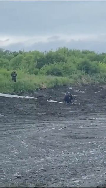 В Благовещенске парень чуть не утонул в очистных соор? смотреть онлайн