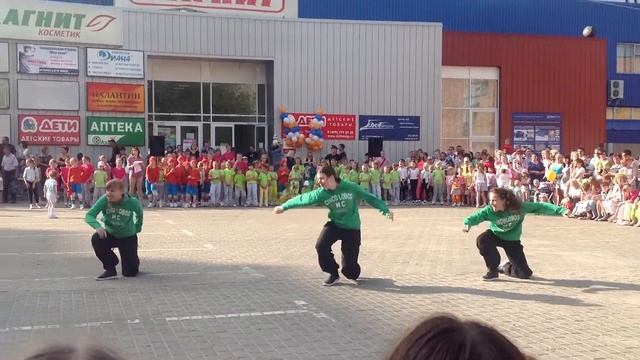 10, 01,06,13 Лидер