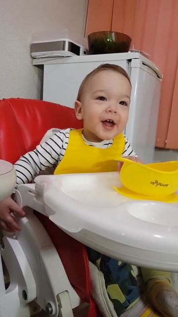 Когда старшая сестра пример для подражания😉 или чему смотреть онлайн