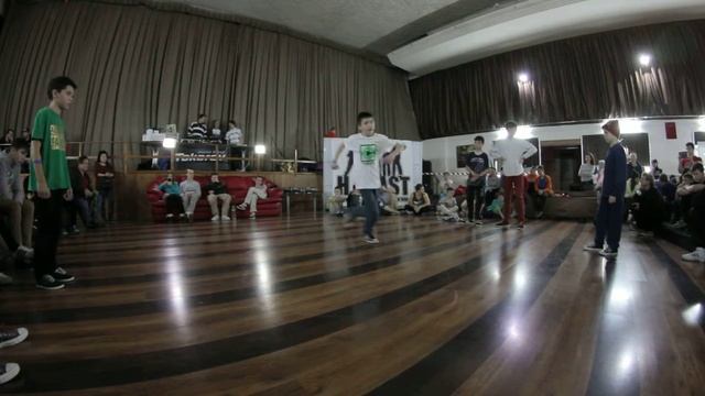 Банка ФанкаJuniors 2 на 2 мешаные Миха & Дейзи Vs  & Liahim & DanilSun Vs Скрипка & Drive