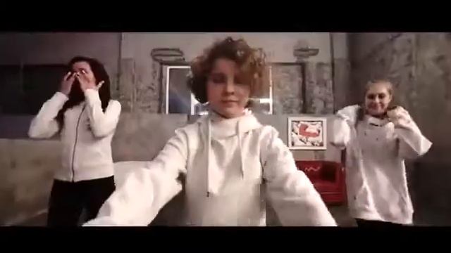 шаффл танец смотреть онлайн