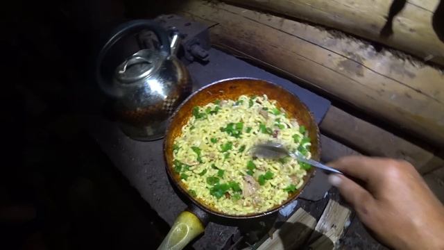 рыбалка на осенней лесной реке.спиннинг и жерлицы.быт