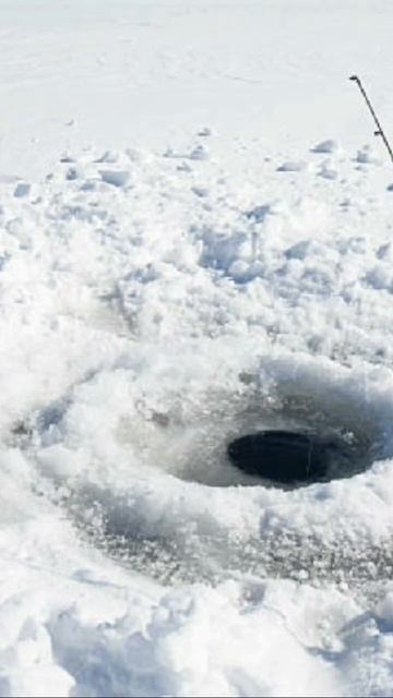 Как китайцы зимой рыбачат? смотреть онлайн