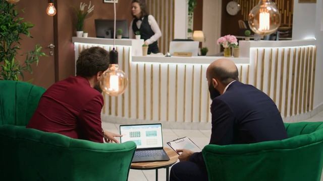 Responsive and Helpful Customer Support смотреть онлайн