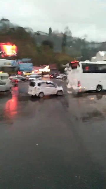 И снова Гамарждоба! Откуда вышла, туда и приехала снов? смотреть онлайн