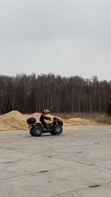 Чуть не перевернул квадроцикл  #atv #automobile #offroad #stels #mud #brp #stelsleopard #cfmoto