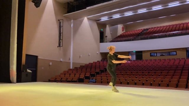 Влог: работа в шоу на льду| жизнь в Мексике| фигурное катание