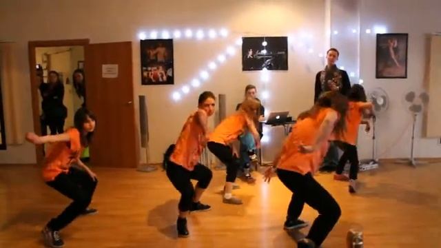 Рагга - Танцевальный вечер за столиками