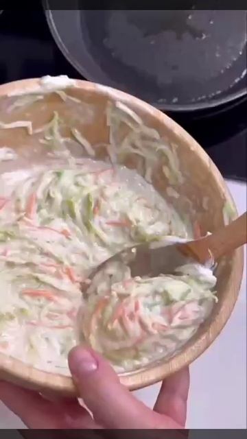 Оладьи из кабачков на диете
КБЖУ на 100 гр: 139.4/3.7/7/15.1