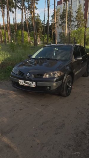 Видеообзор автомобиля Рено Меган 2 2008 года выпуска.