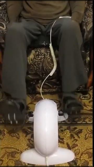 Педальный велотренажер с электродвигателем LY-901-MB смотреть онлайн