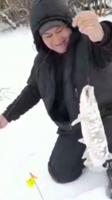 Что творит двойник! Щука на жерлицу 2022 смотреть онлайн