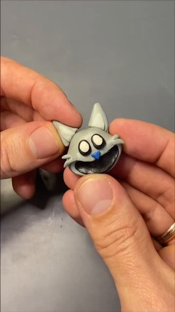 I made Frowny Fox from Poppy Playtime #poppyplaytime #frownyfox #plasticine #sculpting смотреть онлайн