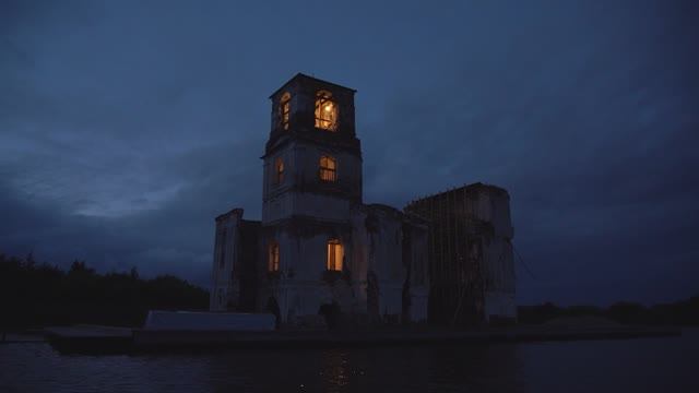Спасти нельзя оставить|Крохино| смотреть онлайн
