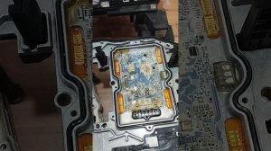 Платы мехатроника DSG-7. DQ-200 на разных стадиях ремонта.