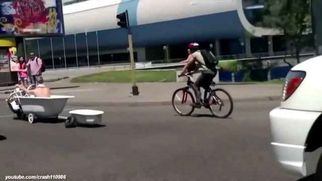 Автоприколы на дорогах 2022. Прикольные ситуации за рулем. смотреть онлайн