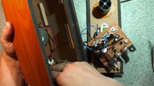 Компьютерные колонки Genius акустика для ПК, хотели сделать сами в итоге сломали до конца!!!