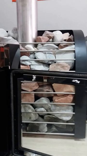 Печи каменки Новаслав с новой дверкой и панорамным ст?