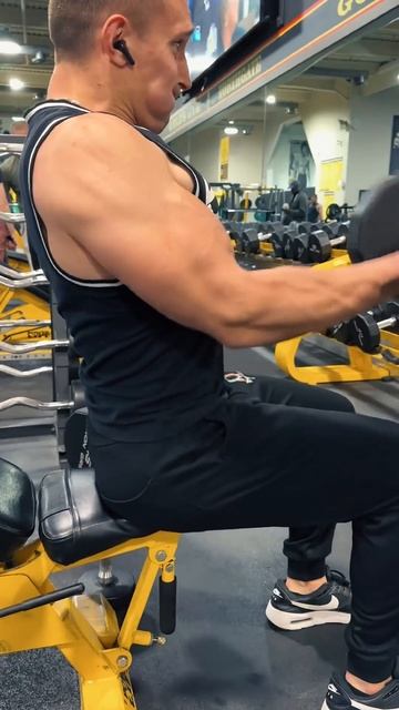 Тренировка в зале #aesthetic #motivation #sports #body #gym #тренировка #? смотреть онлайн