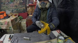 Заливаем грузила «Ласточкин хвост» для макушатника.