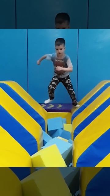 Батуты Серов - полоса препятствий