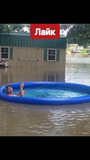 КАКОЙ БАССЕЙН ТЫ БЫ ВЫБРАЛ 🤔🌊 #владбумага #а4 #глент #? смотреть онлайн