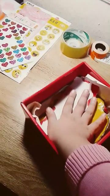 маленький бокс. 10л.желаюшие напишите в комментариях. в смотреть онлайн