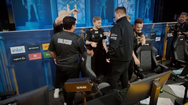 ВСЕ в ШOKЕ! МОНЕСИ ПЕРЕШЕЛ в FALCONS!? НОВАЯ ТОП-1 КОМАНДА МИ?