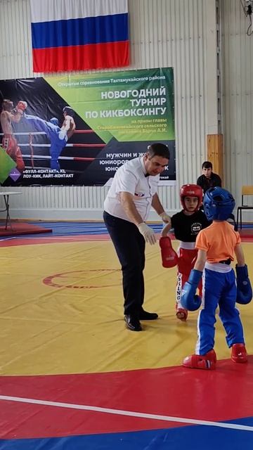 Лев 7 лет, синий шлем, Новогодний турнир, проиграл разд?