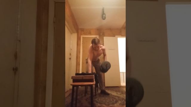 Качаю спину гантелями дома смотреть онлайн