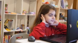 VLOG Сделали сюрприз Серёжиной маме на выписку. Привезл?